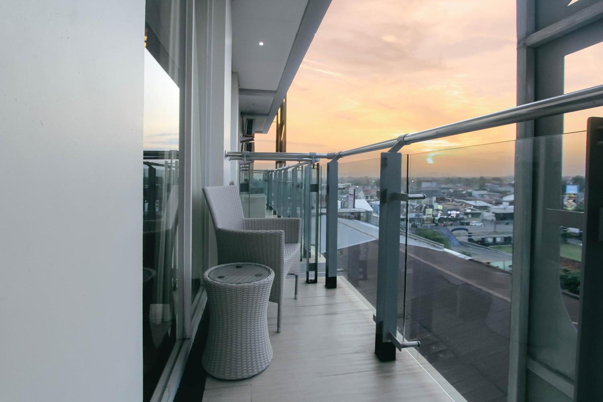 Crystal Lotus Hotel Yogyakarta Eksteriør bilde
