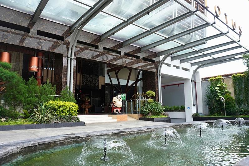 Crystal Lotus Hotel Yogyakarta Eksteriør bilde